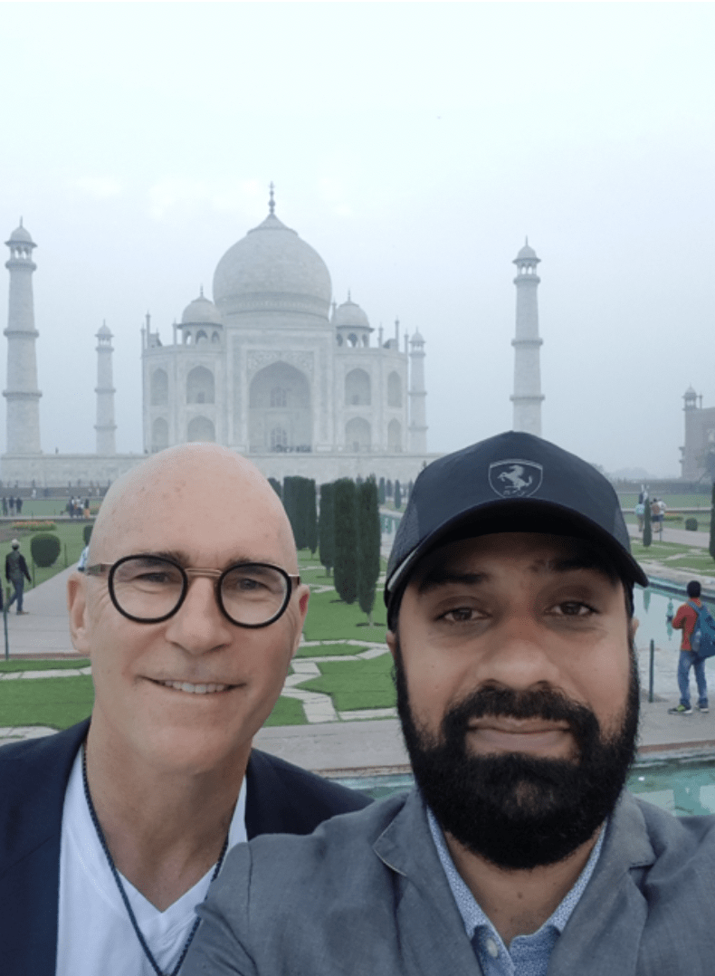 Les Rechan and Arvind Khurana selfie at the Taj Majal